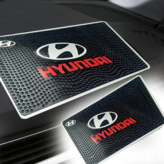 Hyundai Dashboard Anti-Slip Mat with Phone – Shark Auto
